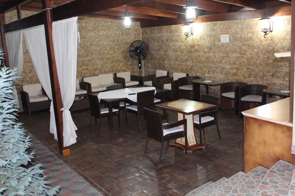 Pensiunea Normandia Timisoara Exterior foto