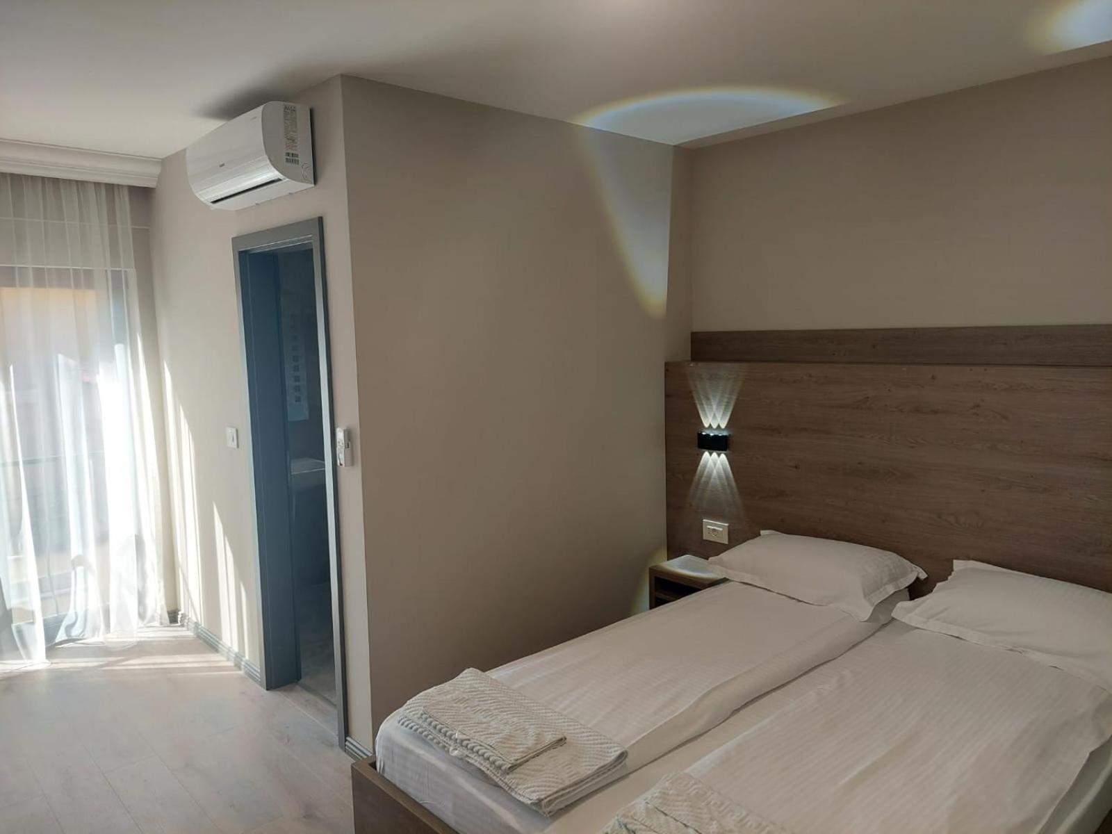 Pensiunea Normandia Timisoara Exterior foto
